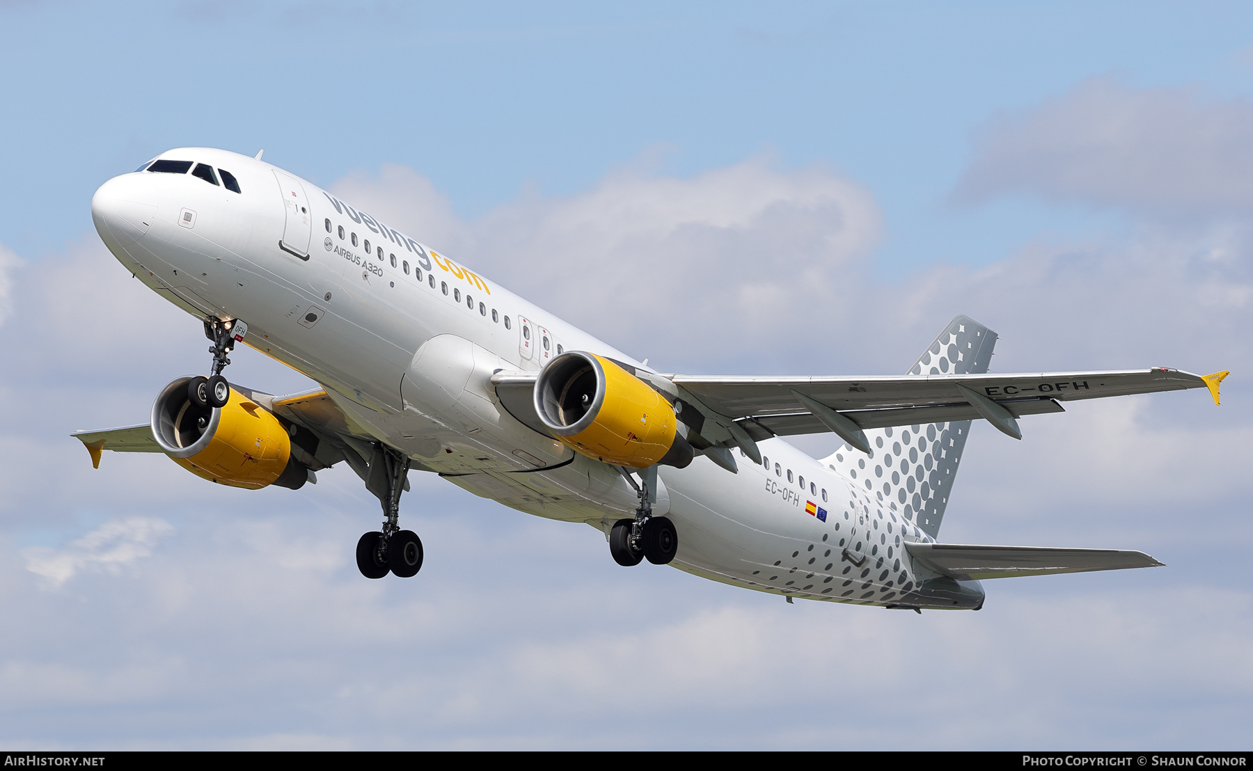 Aircraft Photo of EC-OFH | Airbus A320-216 | Vueling Airlines | AirHistory.net #803504