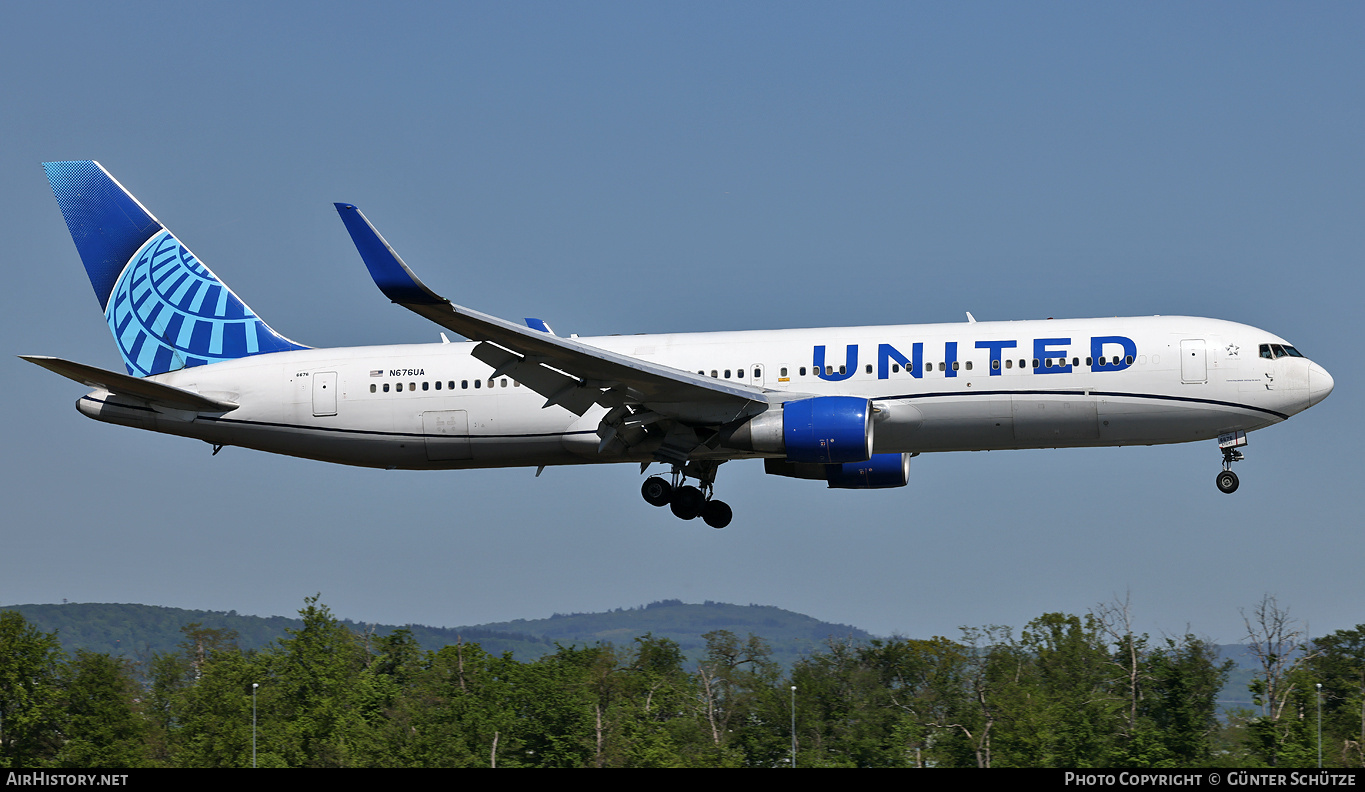 Aircraft Photo of N676UA | Boeing 767-322/ER | United Airlines | AirHistory.net #803576