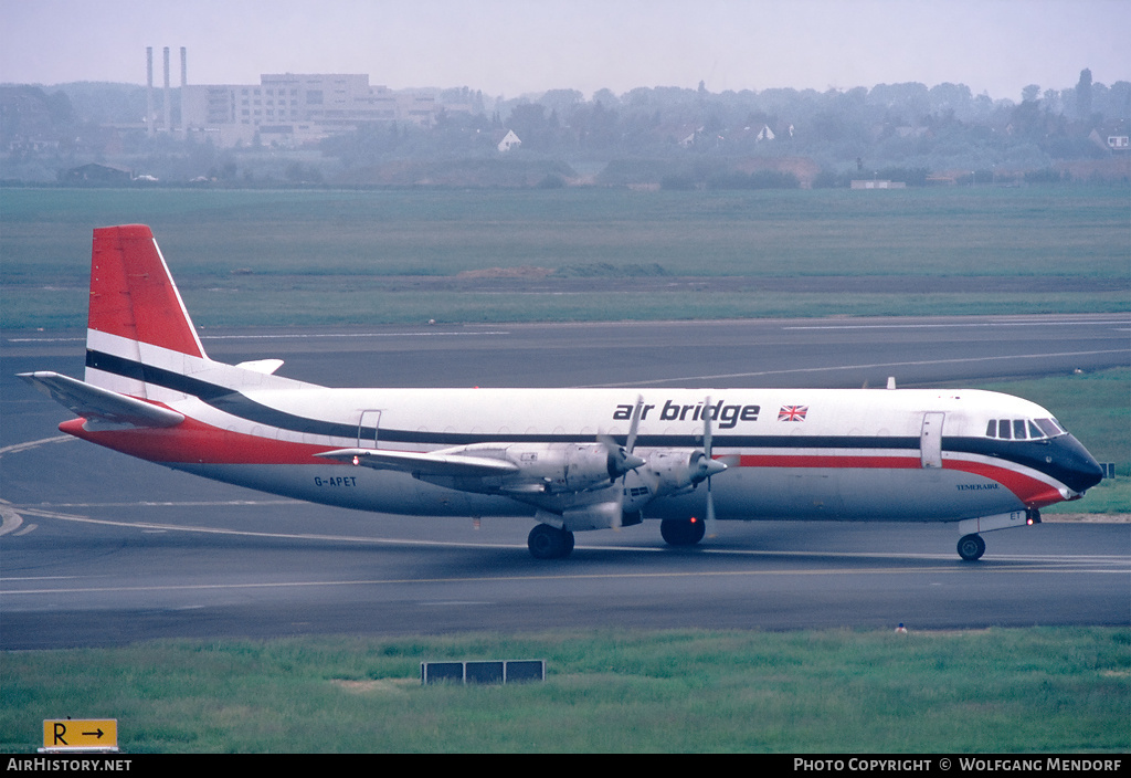 Aircraft Photo of G-APET | Vickers 953C Merchantman | Air Bridge | AirHistory.net #803592