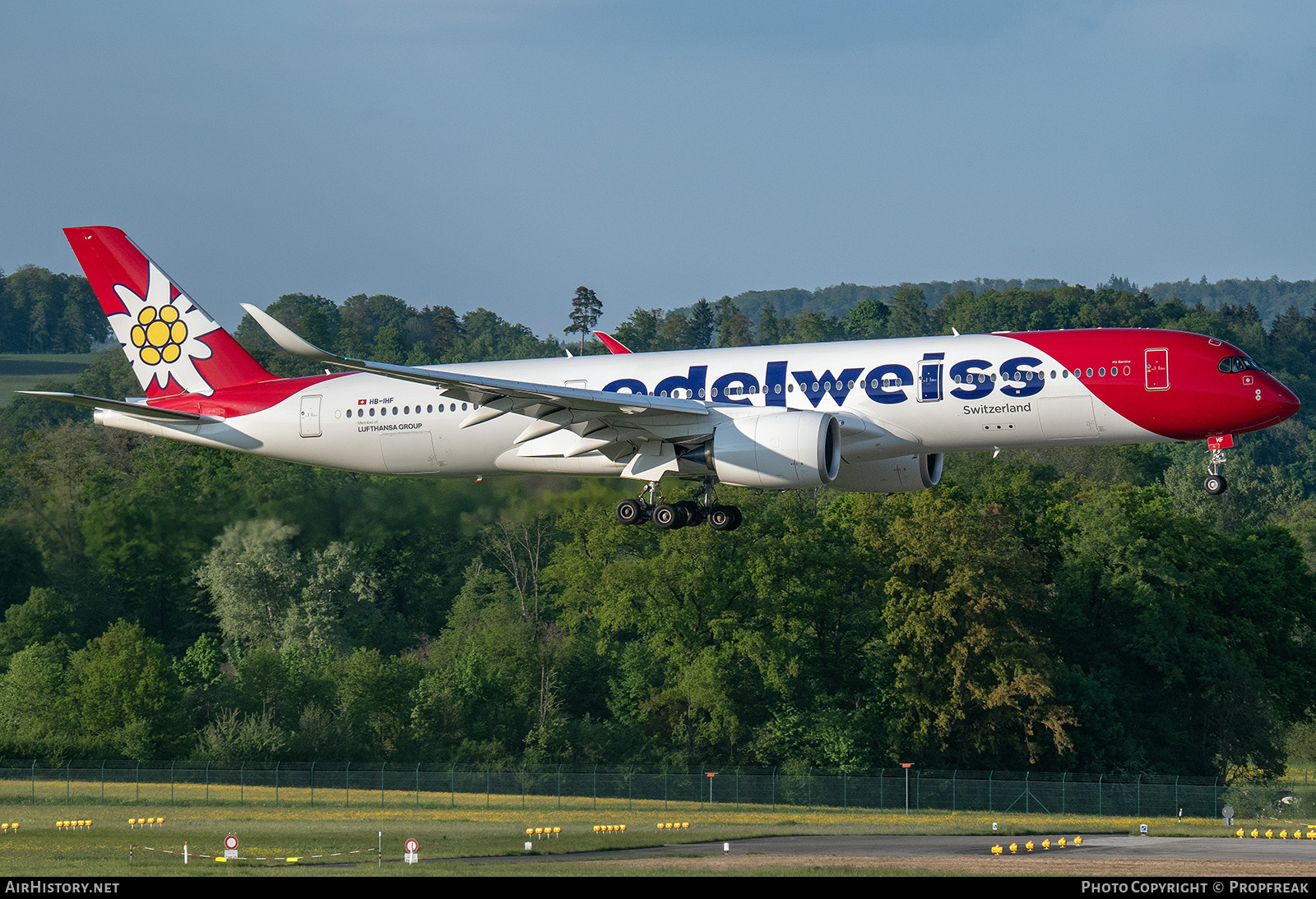 Aircraft Photo of HB-IHF | Airbus A350-941 | Edelweiss Air | AirHistory.net #803819