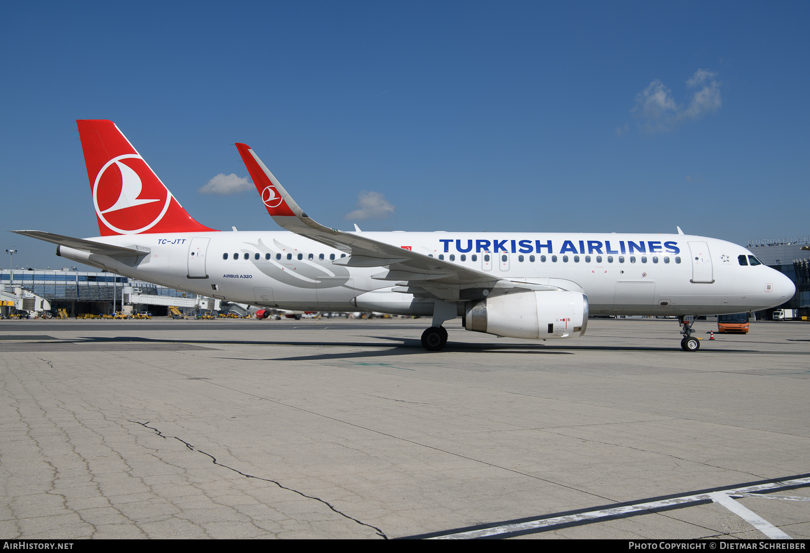 Aircraft Photo of TC-JTT | Airbus A320-232 | Turkish Airlines | AirHistory.net #803851
