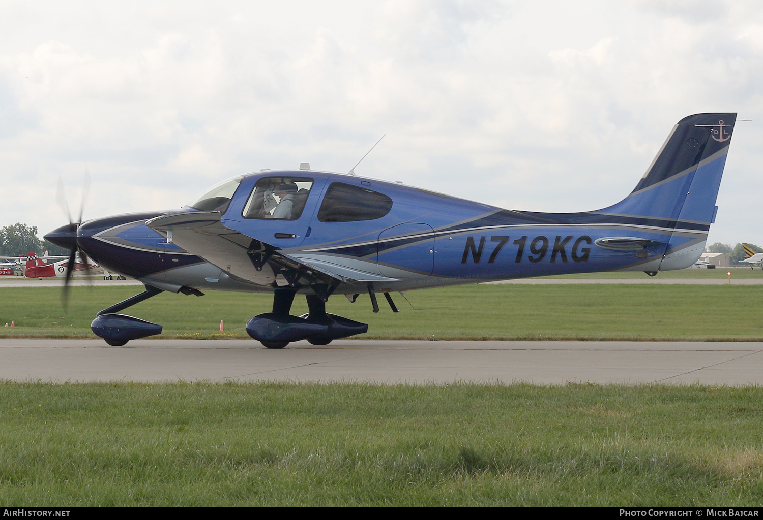 Aircraft Photo of N719KG | Cirrus SR-22T G6-GTS | AirHistory.net #803891