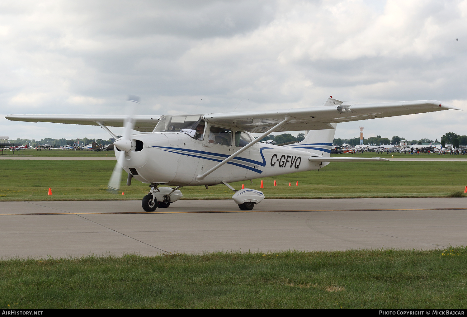 Aircraft Photo of C-GFVQ | Cessna 172K | AirHistory.net #803909