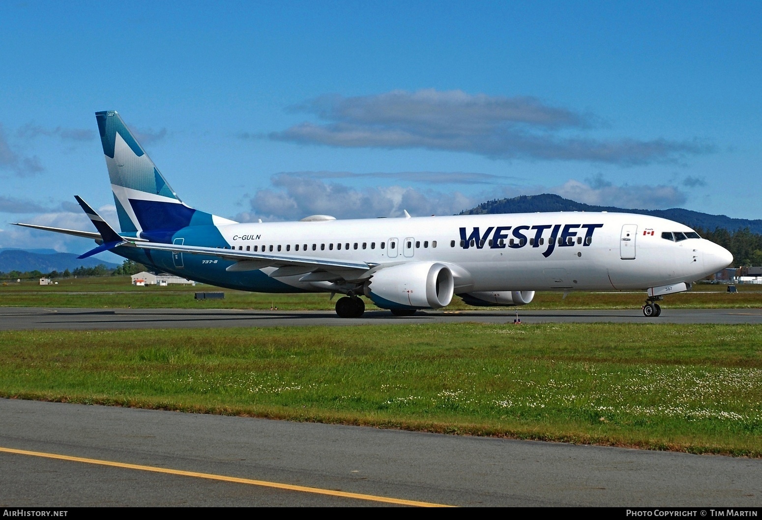 Aircraft Photo of C-GULN | Boeing 737-8 Max 8 | WestJet | AirHistory.net #803936