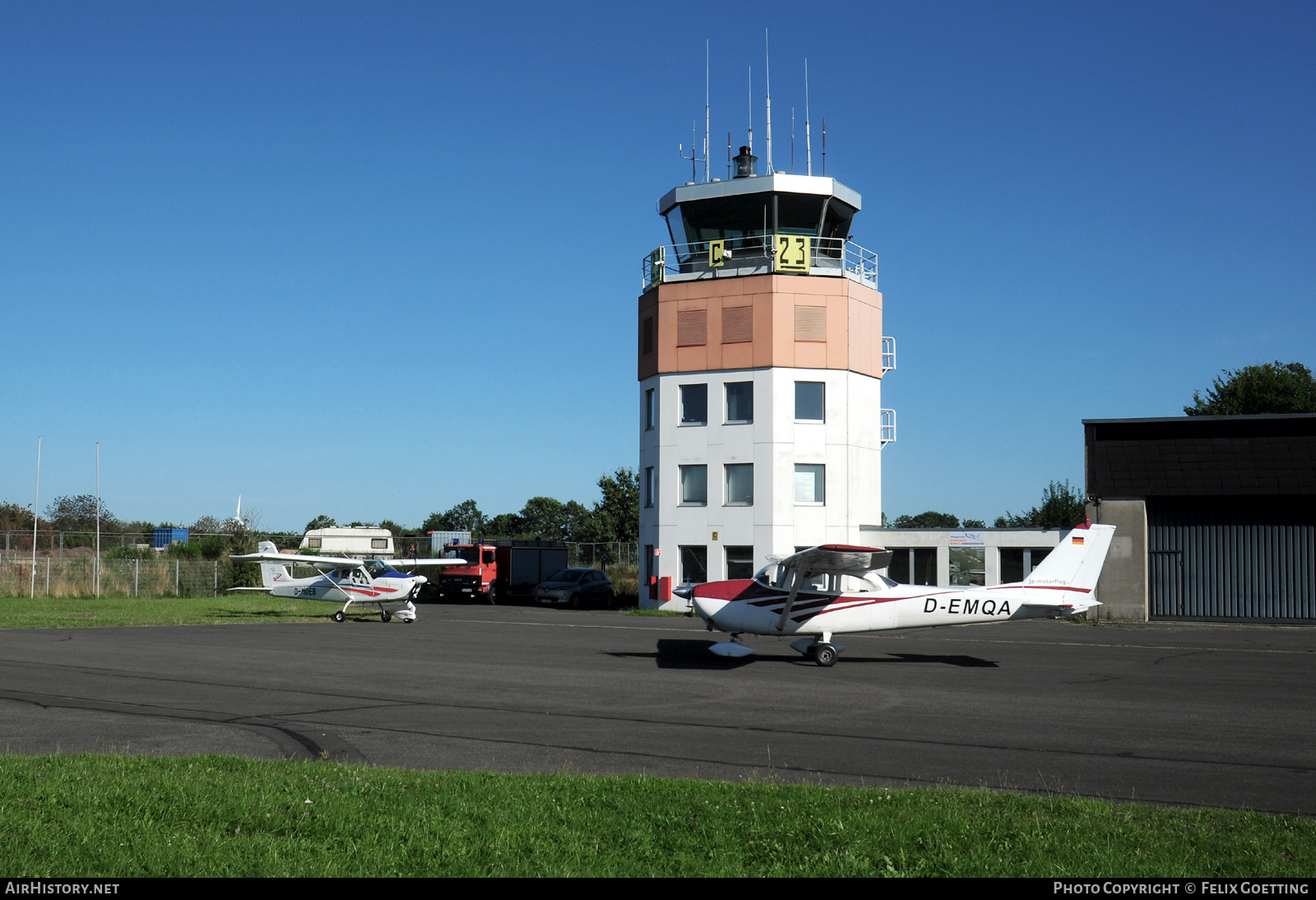 Airport photo of Dahlemer Binz (EDKV) in Germany | AirHistory.net #804078