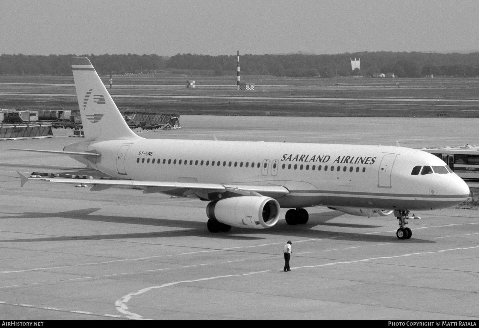 Aircraft Photo of OY-CNE | Airbus A320-231 | Saarland Airlines | AirHistory.net #804095