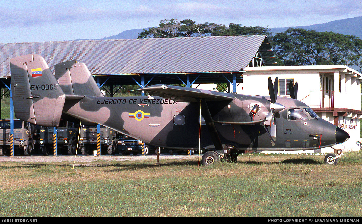 Aircraft Photo of EV-0065 | PZL-Mielec M-28-05 Skytruck | Venezuela - Army | AirHistory.net #804105