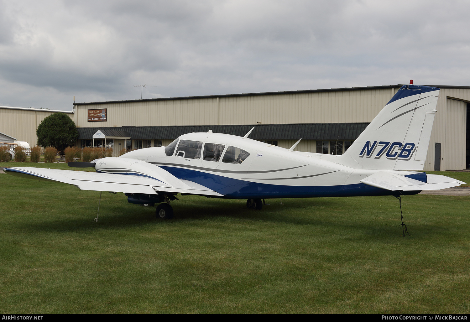 Aircraft Photo of N7CB | Piper PA-23-250 Aztec | AirHistory.net #804163