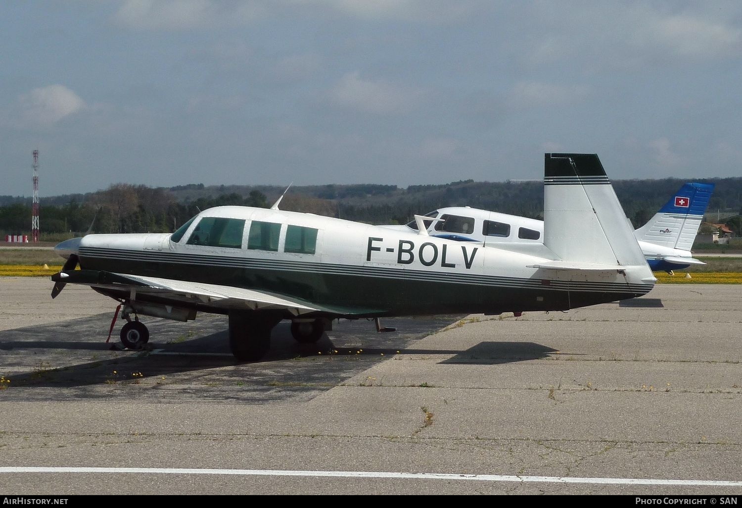 Aircraft Photo of F-BOLV | Mooney M-20F Executive | AirHistory.net #804170