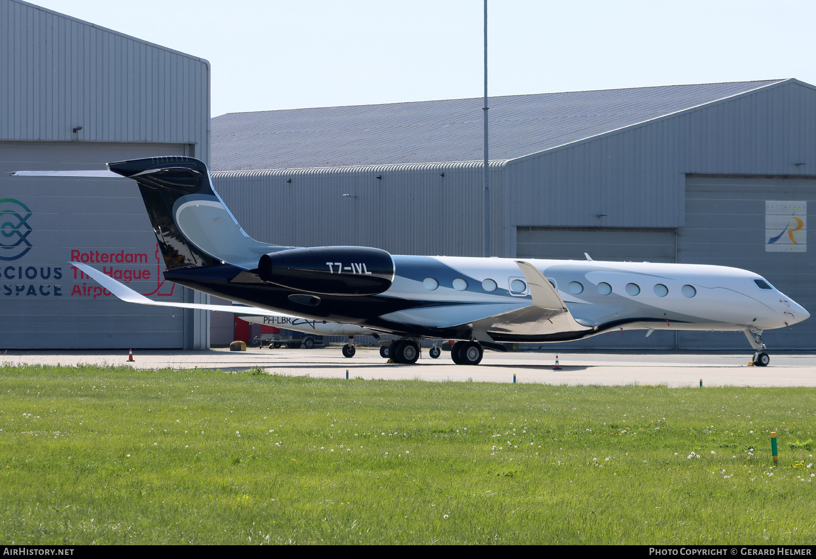 Aircraft Photo of T7-IVL | Gulfstream Aerospace G700 | AirHistory.net #804191