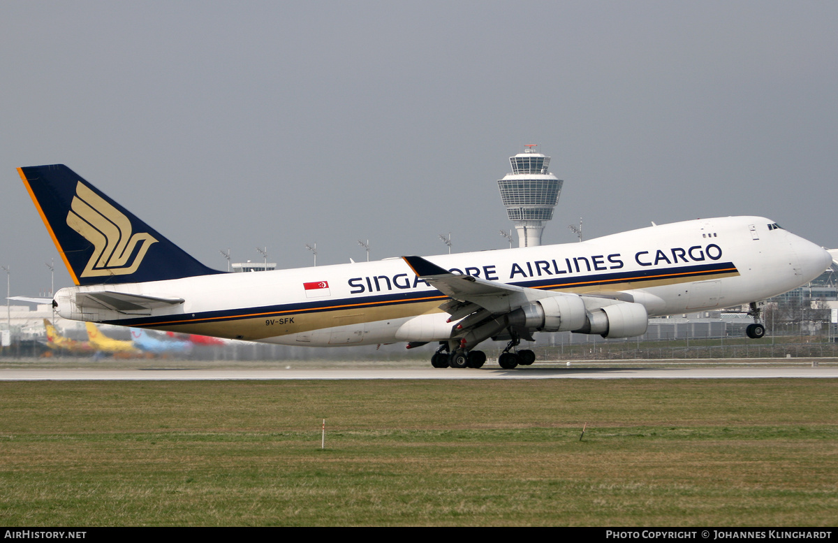 Aircraft Photo of 9V-SFK | Boeing 747-412F/SCD | Singapore Airlines Cargo | AirHistory.net #804211