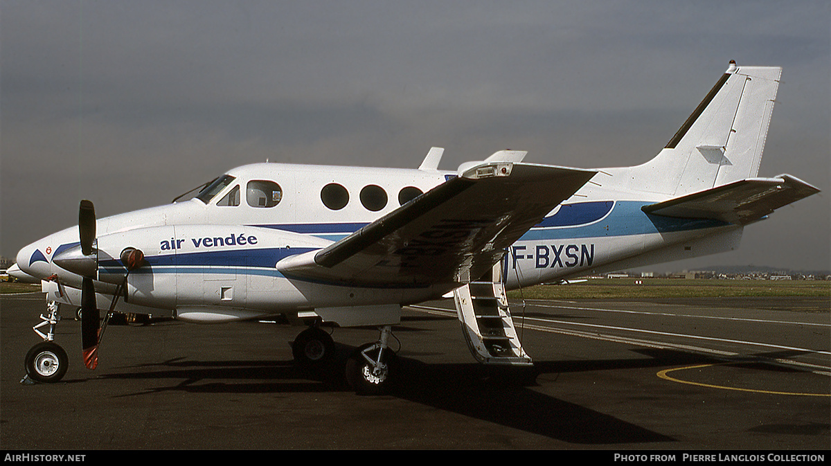 Aircraft Photo of F-BXSN | Beech E90 King Air | Air Vendée | AirHistory.net #804387