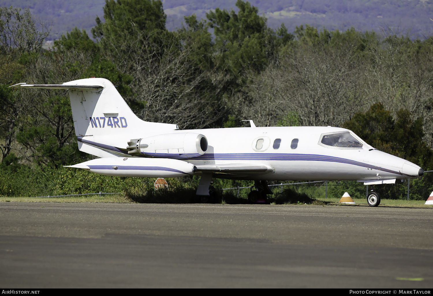 Aircraft Photo of N174RD | Gates Learjet 24D/XR | AirHistory.net #804469