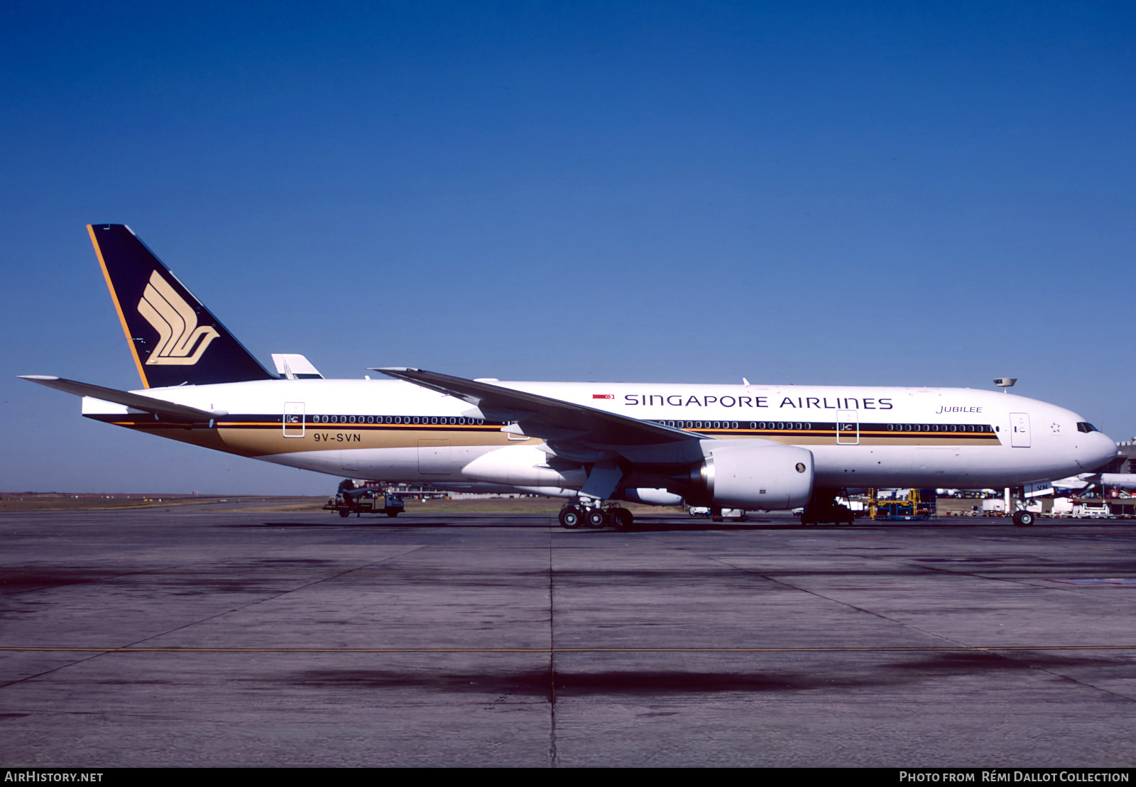 Aircraft Photo of 9V-SVN | Boeing 777-212/ER | Singapore Airlines | AirHistory.net #804499