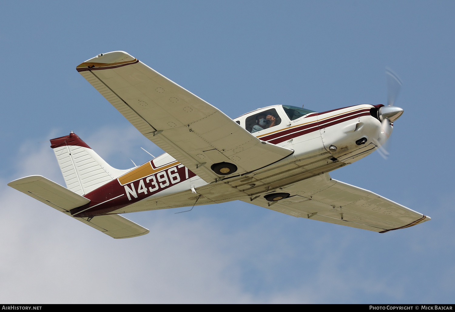 Aircraft Photo of N43967 | Piper PA-28R-201 Cherokee Arrow III | AirHistory.net #804511