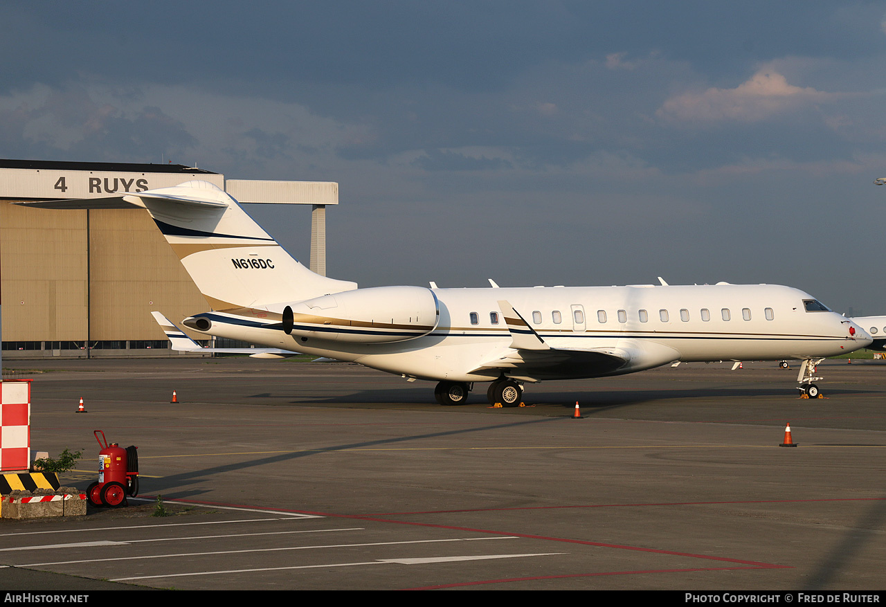 Aircraft Photo of N616DC | Bombardier Global Express XRS (BD-700-1A10) | AirHistory.net #804518