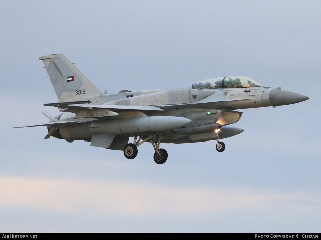 Aircraft Photo of 3019 | Lockheed Martin F-16F Desert Falcon | United Arab Emirates - Air Force | AirHistory.net #804621