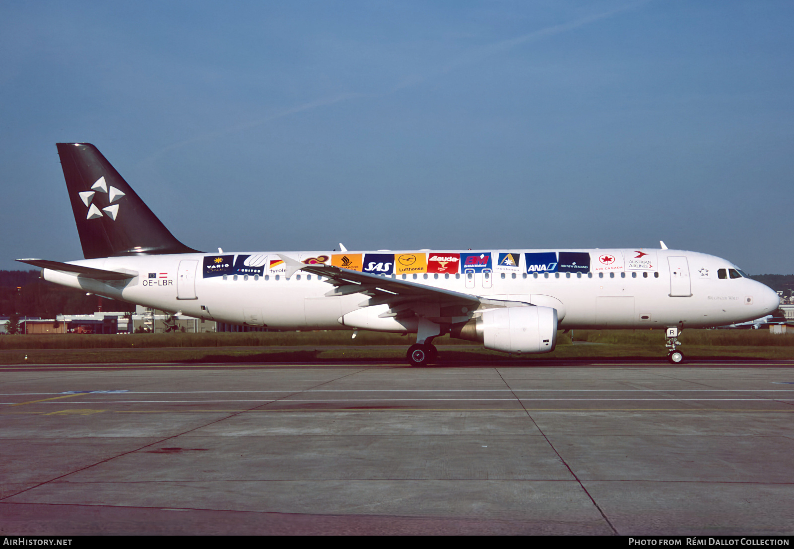 Aircraft Photo of OE-LBR | Airbus A320-214 | Austrian Airlines | AirHistory.net #804711