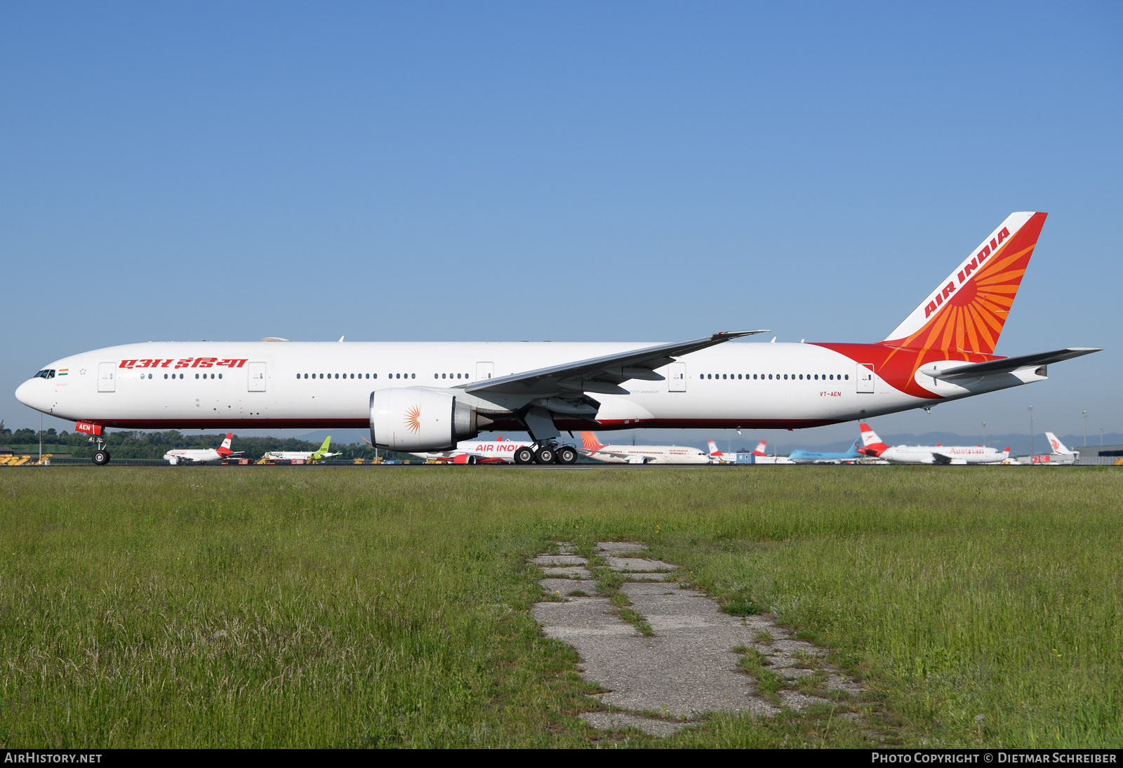 Aircraft Photo of VT-AEN | Boeing 777-3FX/ER | Air India | AirHistory.net #804741