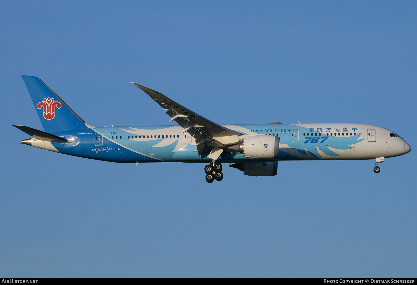 Aircraft Photo of B-209D | Boeing 787-9 Dreamliner | China Southern Airlines | AirHistory.net #804749
