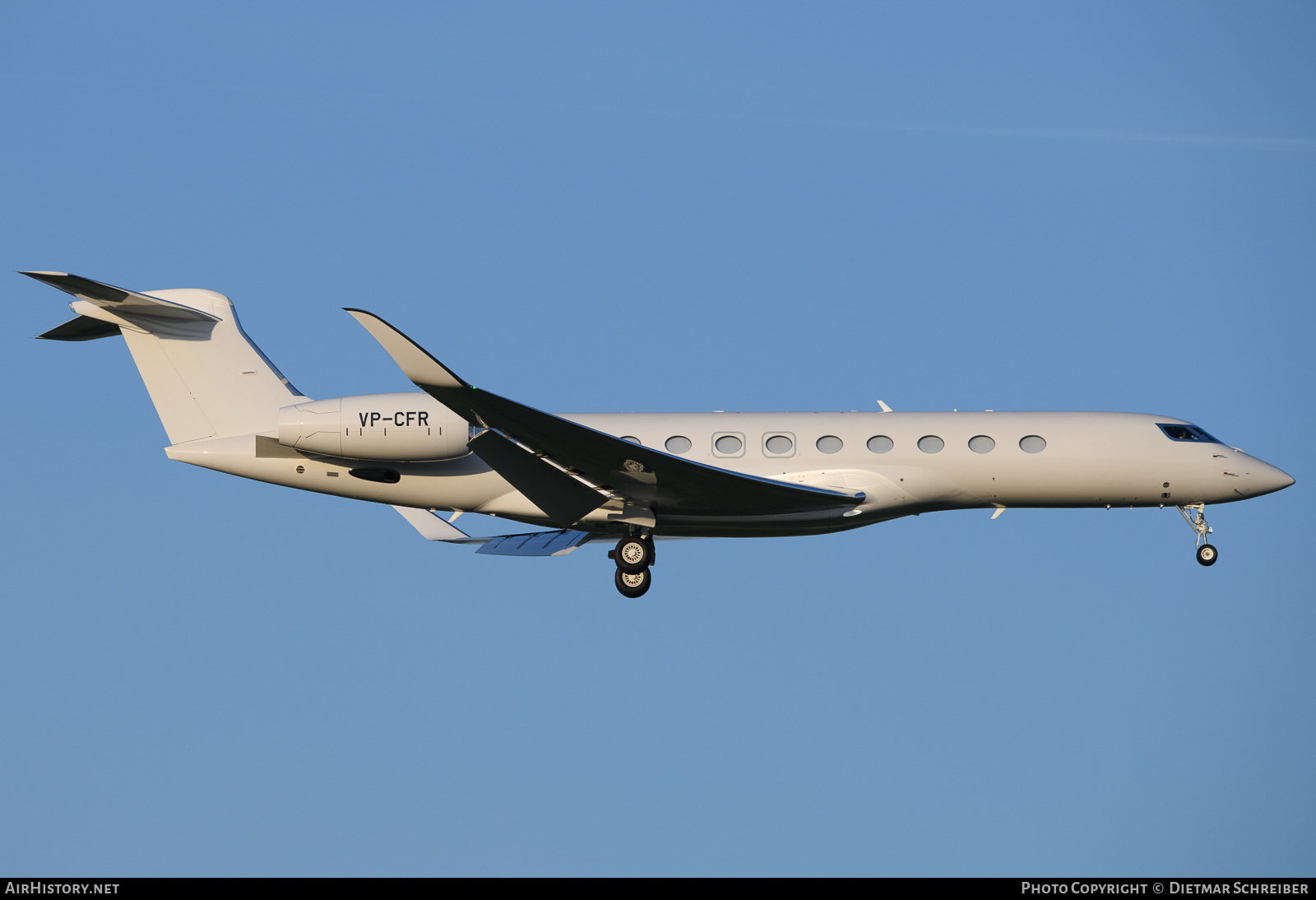 Aircraft Photo of VP-CFR | Gulfstream Aerospace G700 | AirHistory.net #804751