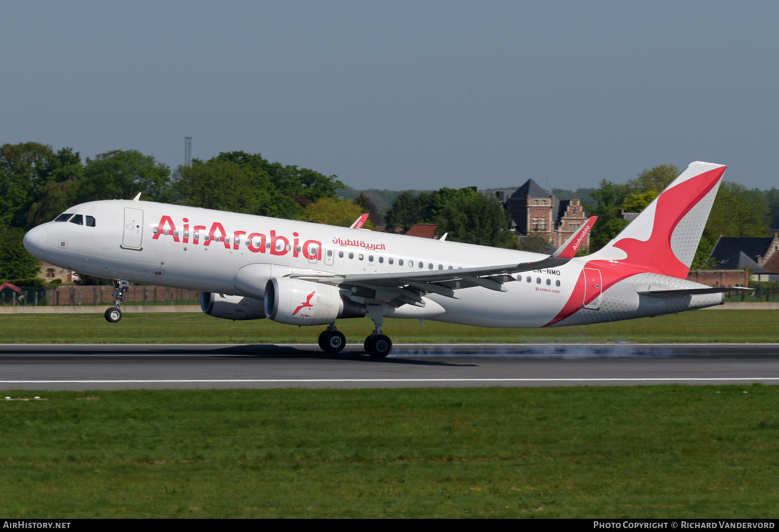 Aircraft Photo of CN-NMO | Airbus A320-214 | Air Arabia | AirHistory.net #804802