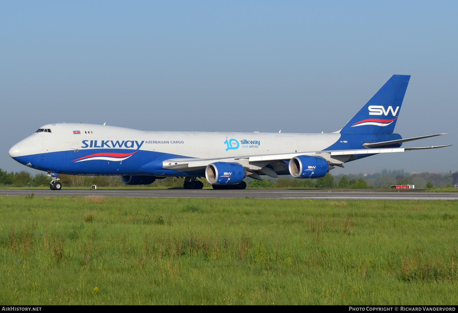 Aircraft Photo of 4K-BBH | Boeing 747-83QF/SCD | Silk Way Airlines | AirHistory.net #804829