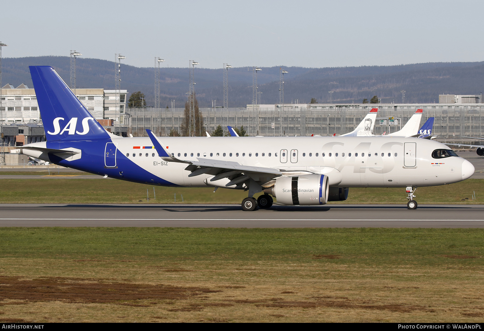 Aircraft Photo of EI-SIZ | Airbus A320-251N | Scandinavian Airlines - SAS | AirHistory.net #804842