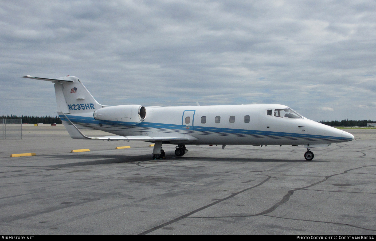 Aircraft Photo of N235HR | Gates Learjet 55 | AirHistory.net #804873