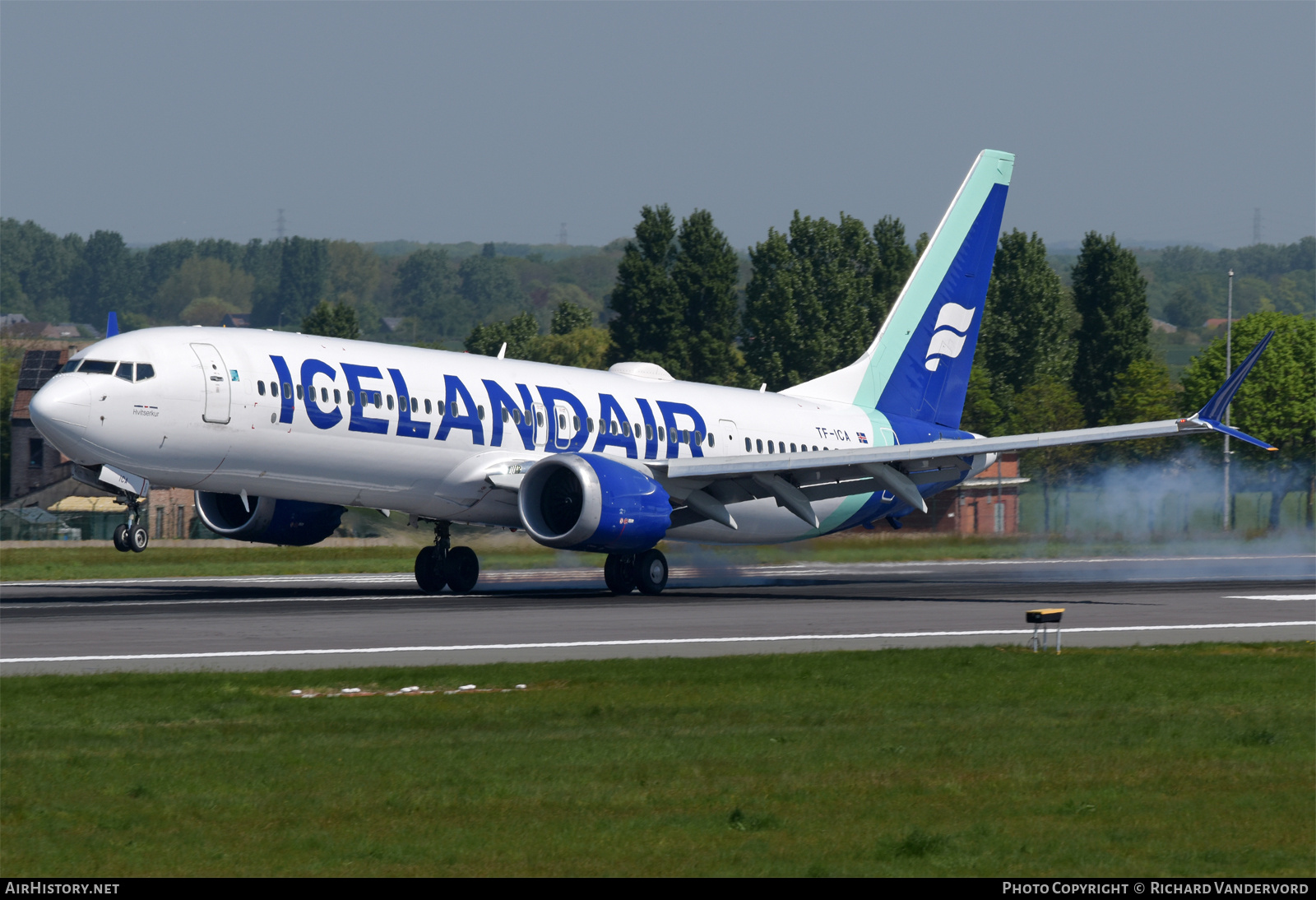 Aircraft Photo of TF-ICA | Boeing 737-9 Max 9 | Icelandair | AirHistory.net #804992