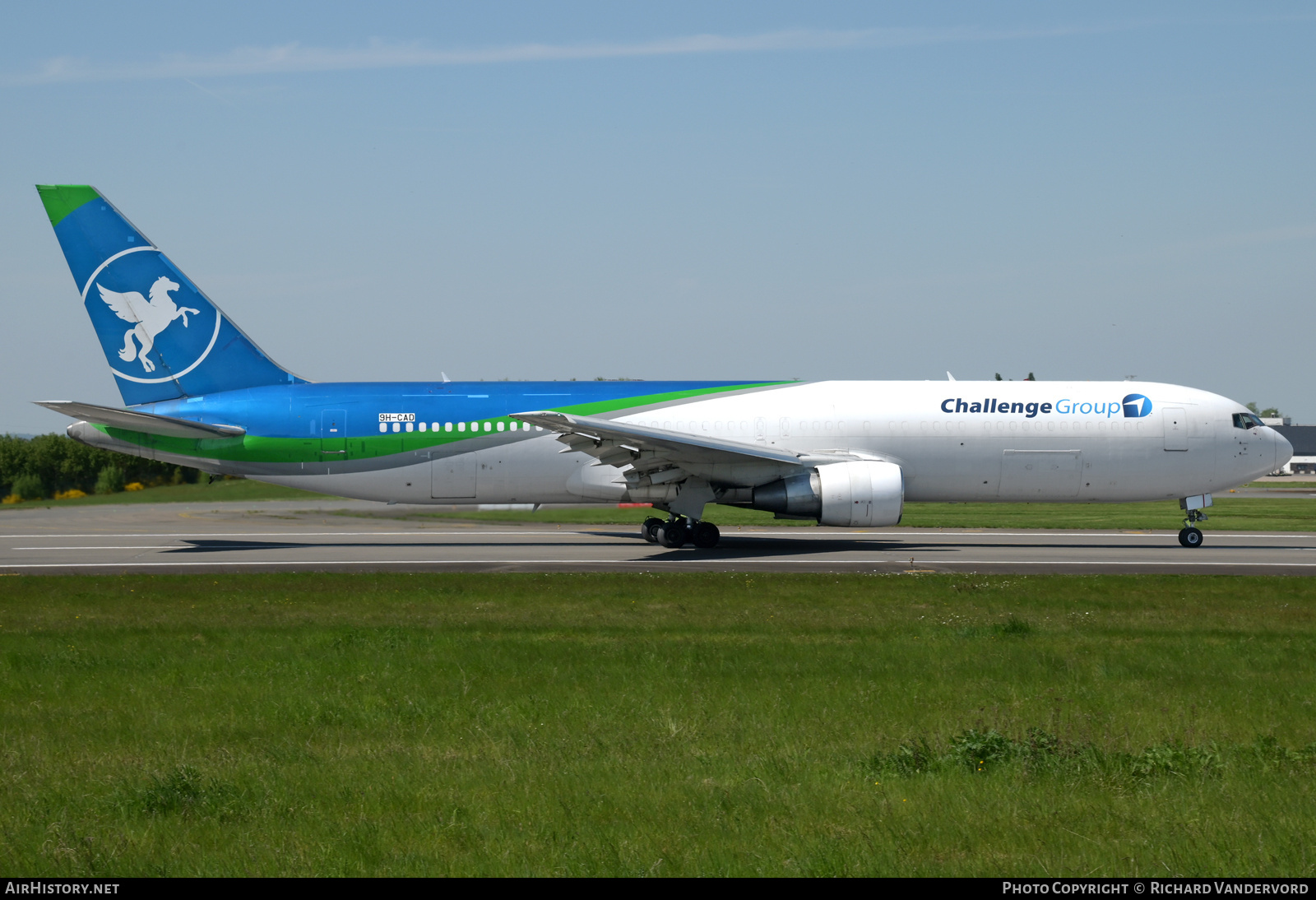 Aircraft Photo of 9H-CAD | Boeing 767-3Q8/ER | Challenge Group | AirHistory.net #805001