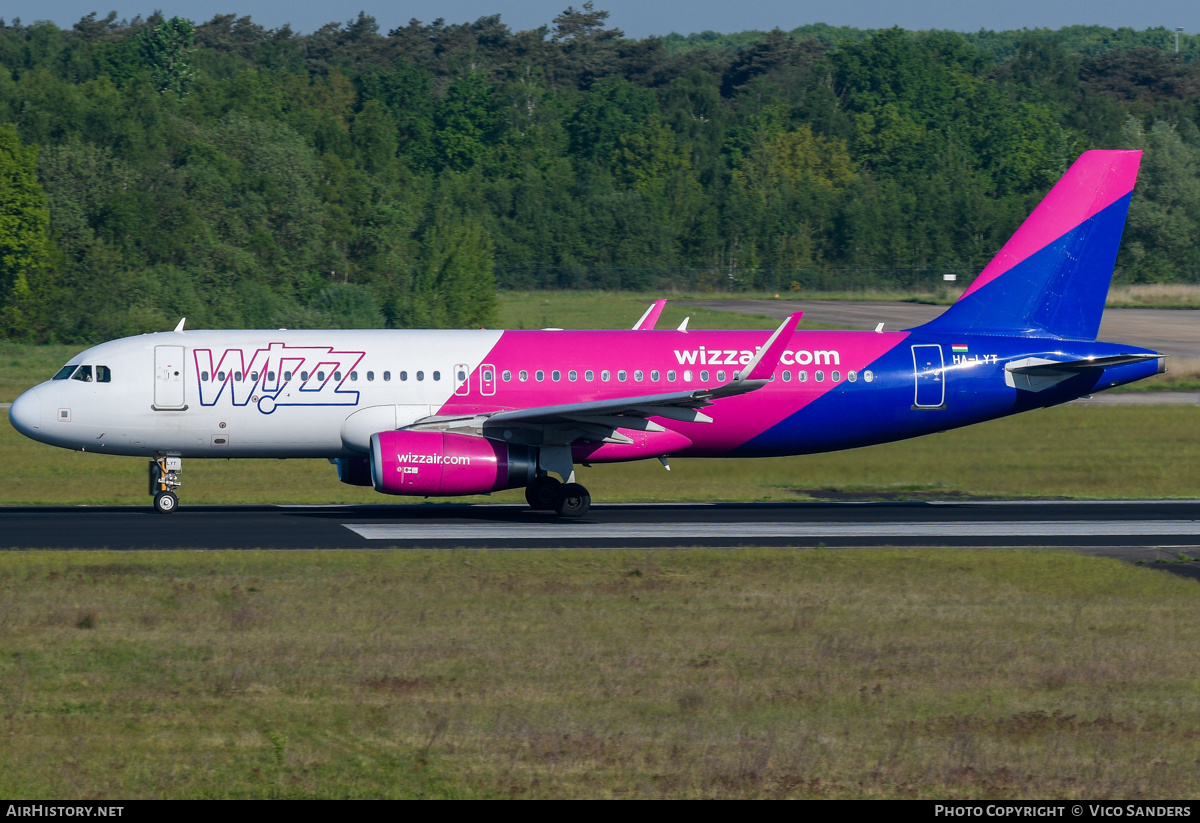 Aircraft Photo of HA-LYT | Airbus A320-232 | Wizz Air | AirHistory.net #805136