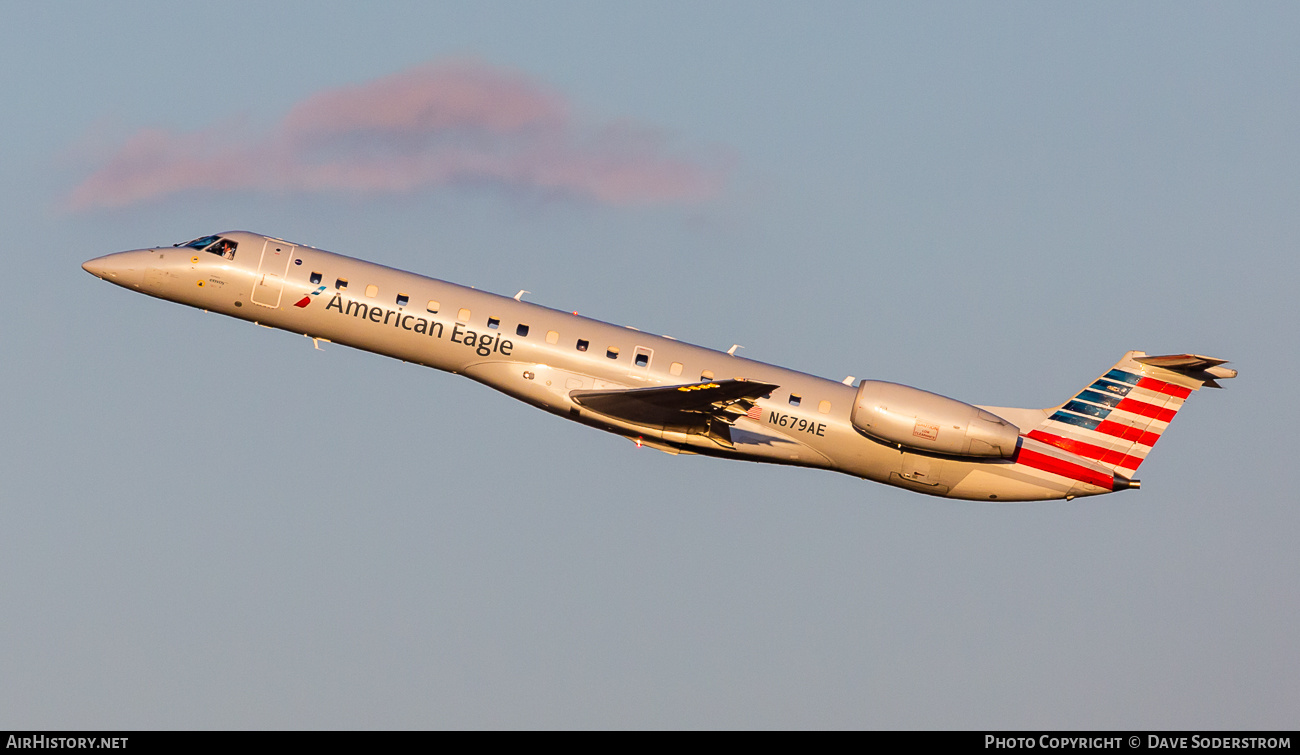 Aircraft Photo of N679AE | Embraer ERJ-145LR (EMB-145LR) | American Eagle | AirHistory.net #805174