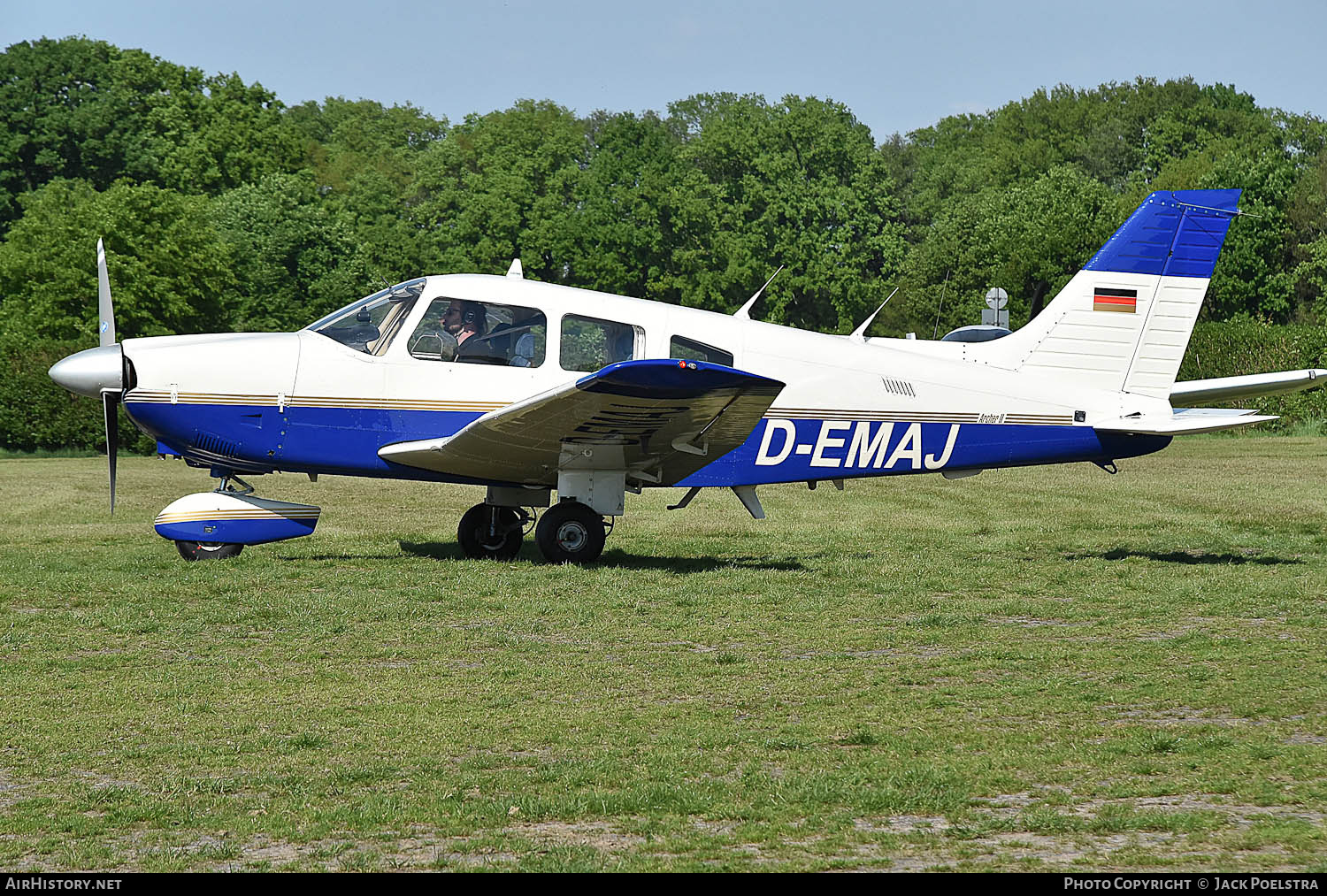Aircraft Photo of D-EMAJ | Piper PA-28-181 Archer II | AirHistory.net #805241