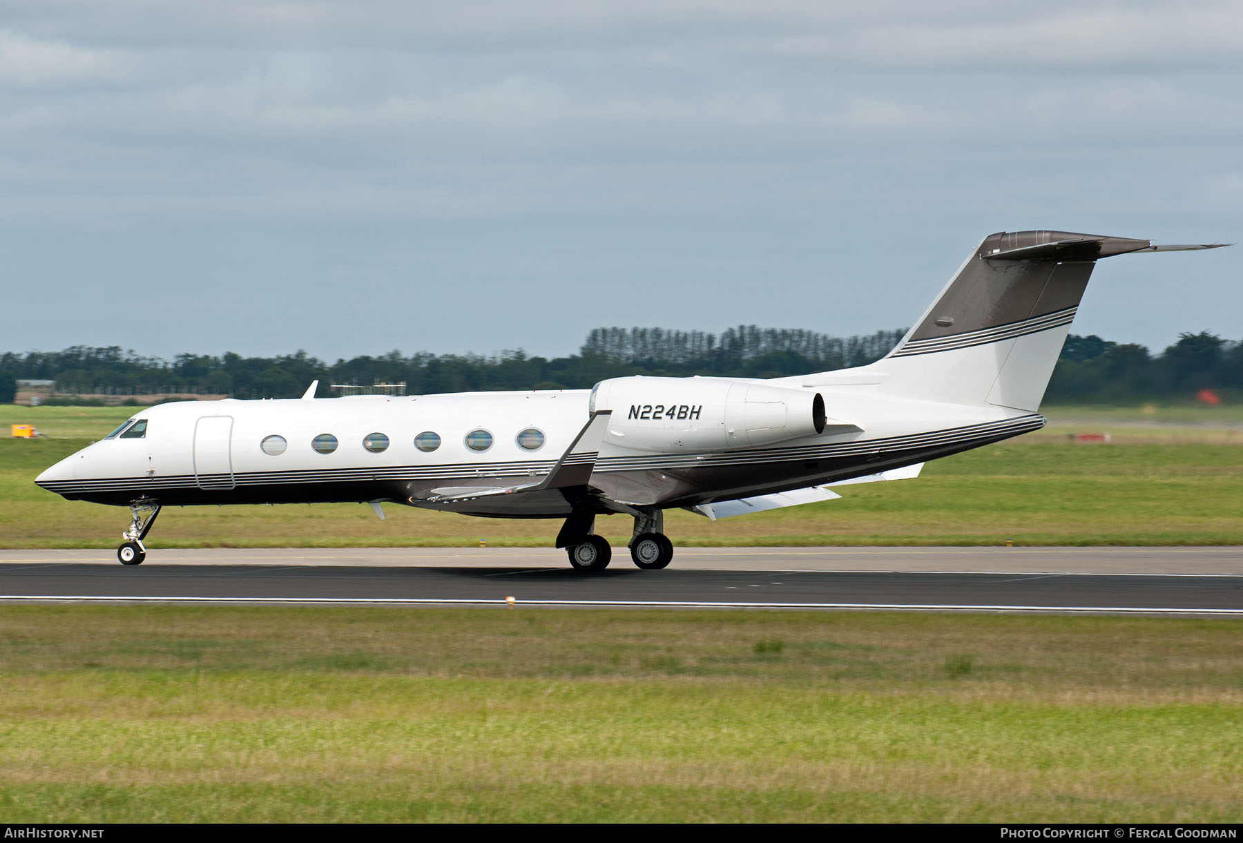 Aircraft Photo of N224BH | Gulfstream Aerospace G-IV-X Gulfstream G450 | AirHistory.net #805258