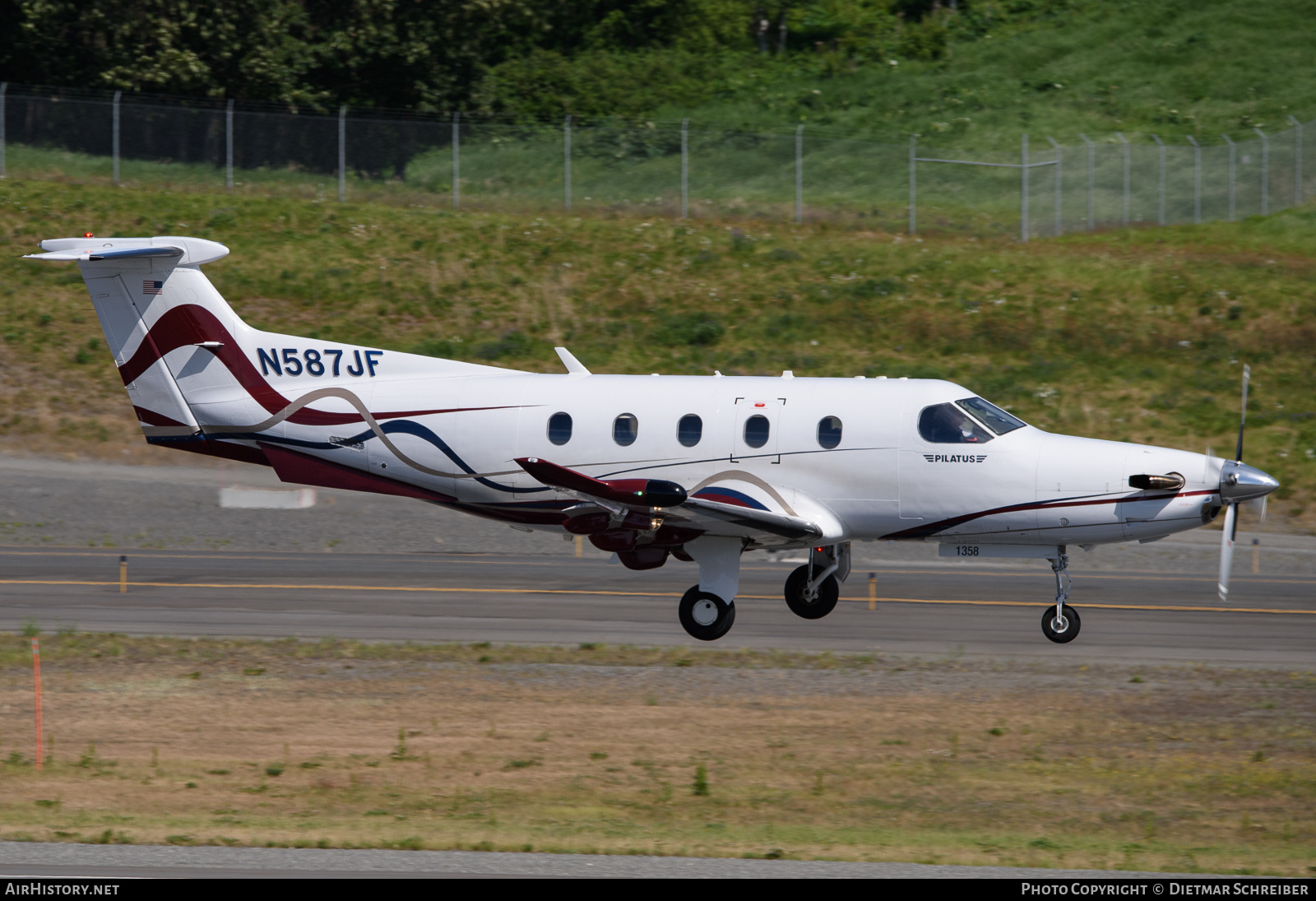 Aircraft Photo of N587JF | Pilatus PC-12/47E | AirHistory.net #805298