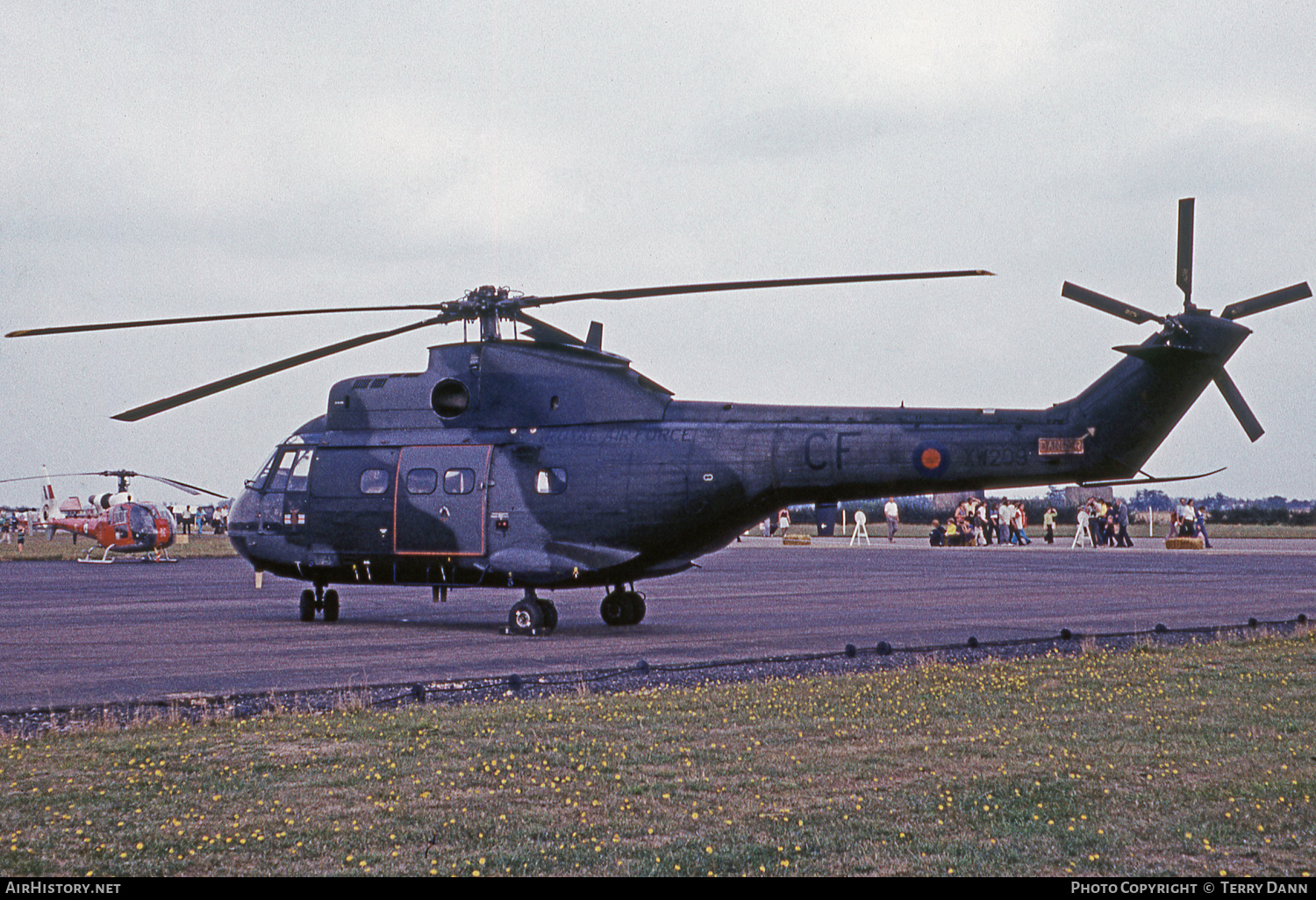 Aircraft Photo of XW209 | Aerospatiale SA-330E Puma HC1 | UK - Air Force | AirHistory.net #805359