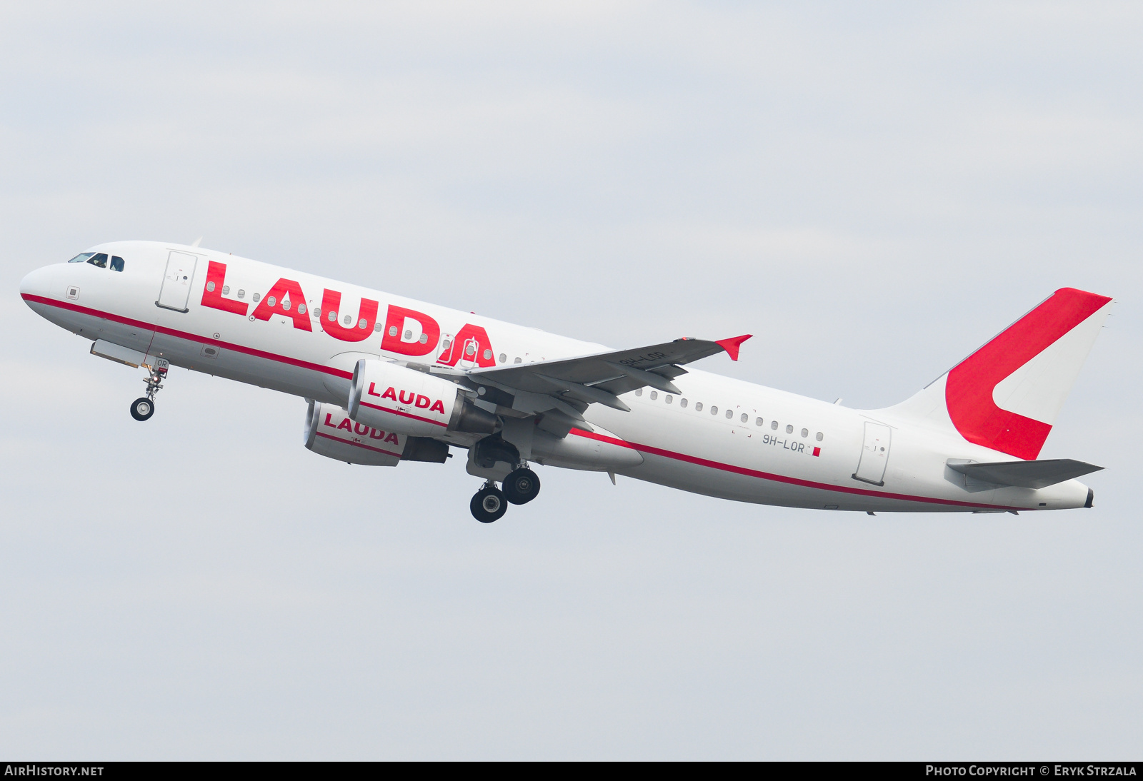 Aircraft Photo of 9H-LOR | Airbus A320-214 | Lauda | AirHistory.net #805468