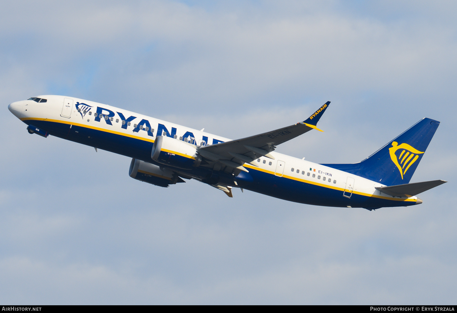 Aircraft Photo of EI-IKN | Boeing 737-8200 Max 200 | Ryanair | AirHistory.net #805481