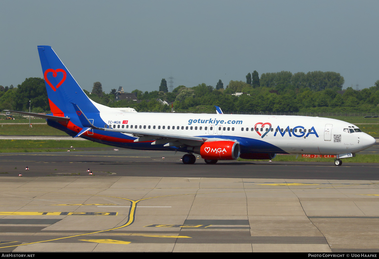 Aircraft Photo of TC-MGN | Boeing 737-8S3 | MGA - Mavi Gok Aviation | AirHistory.net #805500