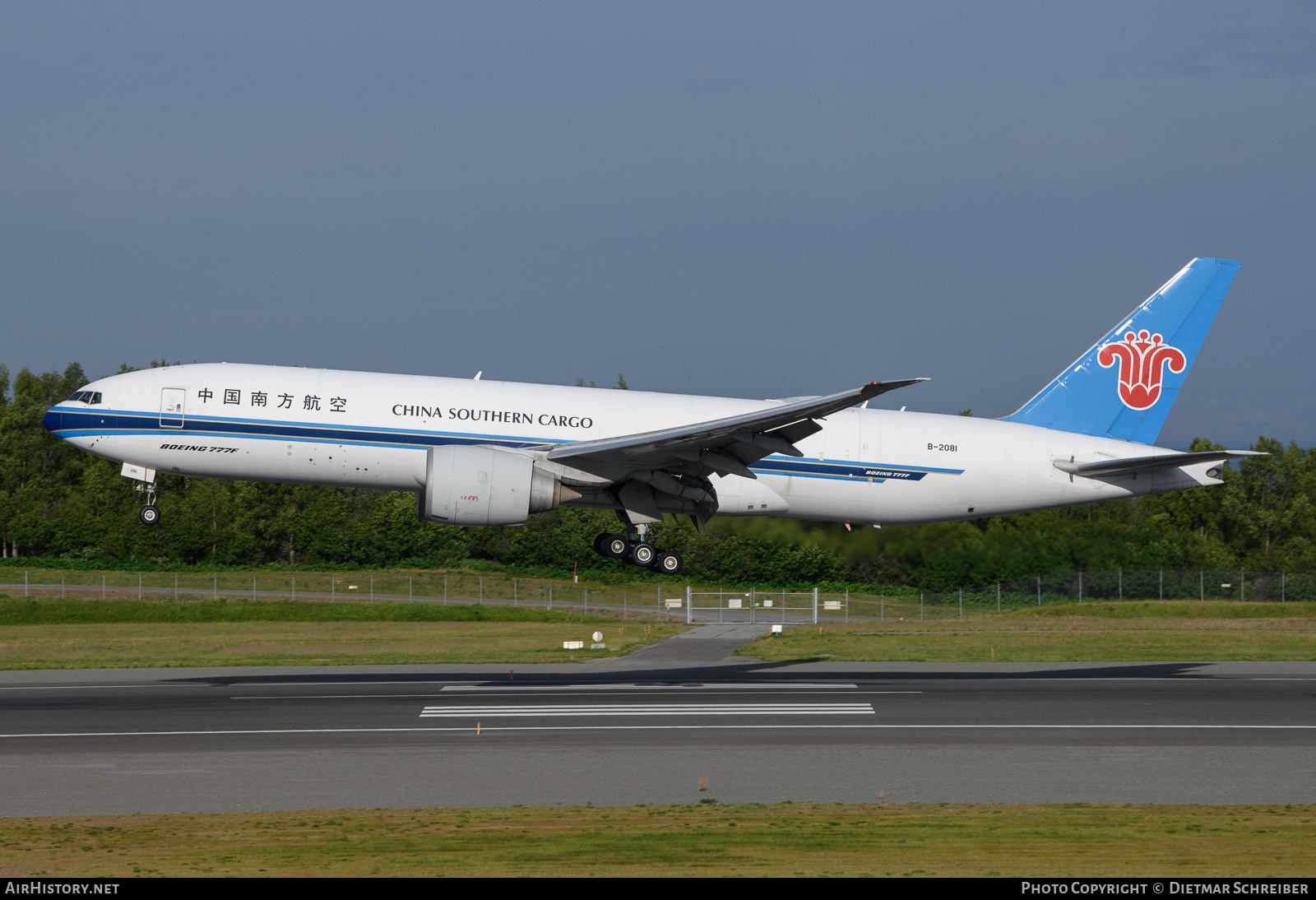 Aircraft Photo of B-2081 | Boeing 777-F1B | China Southern Airlines Cargo | AirHistory.net #805610