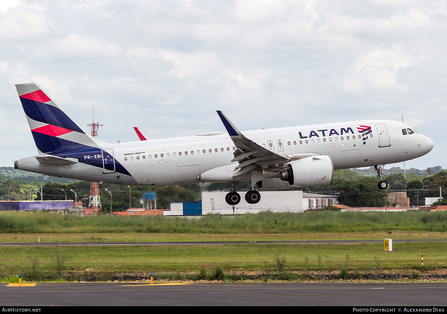 Aircraft Photo of PR-XBI | Airbus A320-271N | LATAM Airlines | AirHistory.net #805627