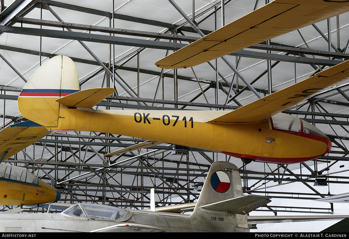 Aircraft Photo of OK-0711 | Zlin Z-425 Šohaj 3 | Aeroklub Choceň | AirHistory.net #805664