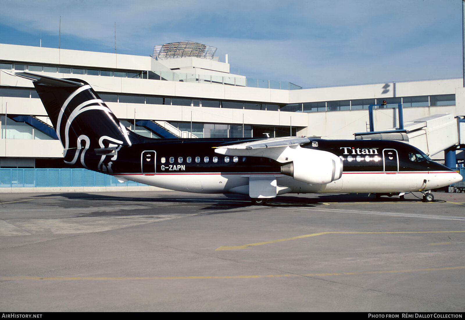 Aircraft Photo of G-ZAPN | British Aerospace BAe-146-200QC | Titan Airways | AirHistory.net #805728