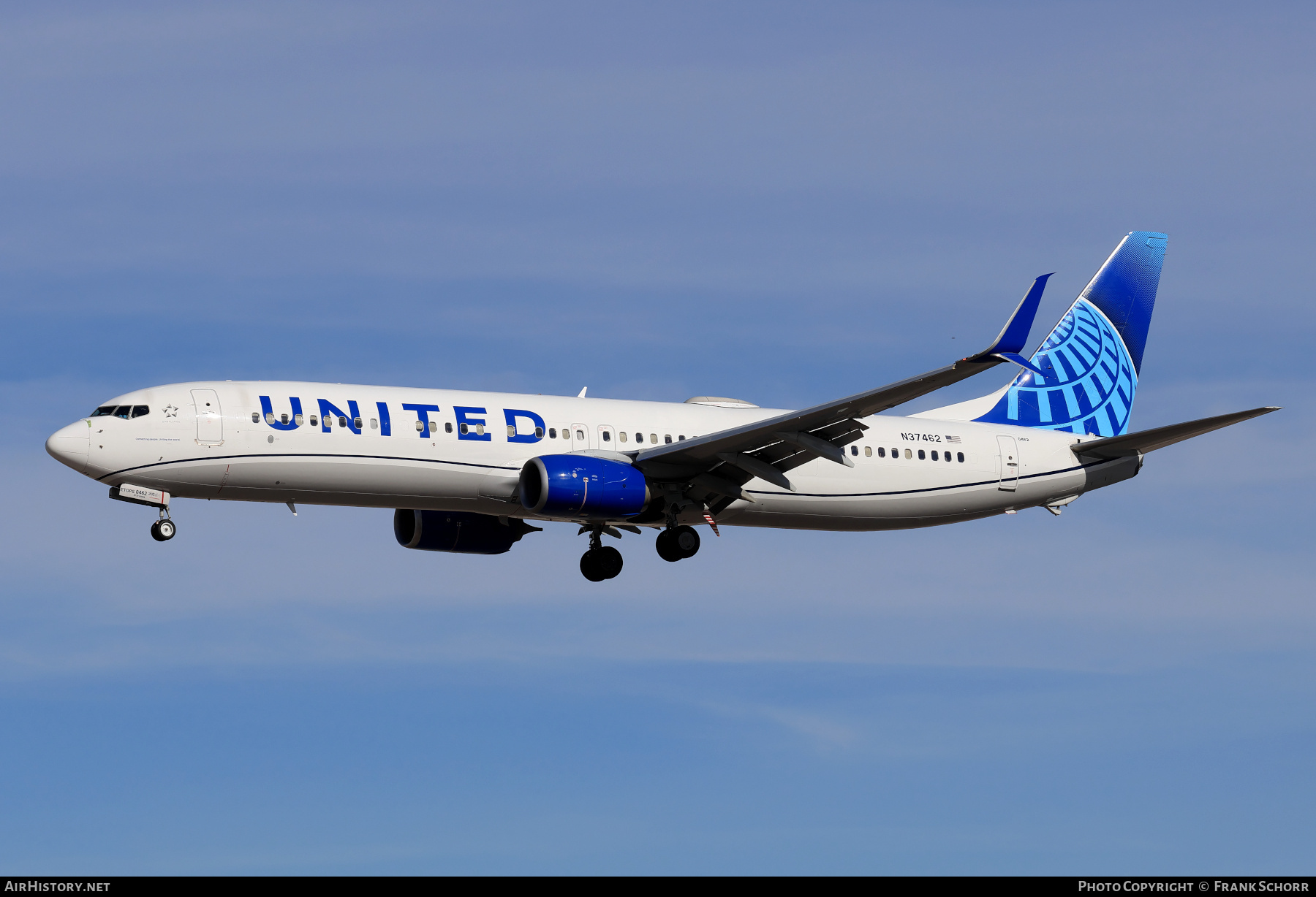 Aircraft Photo of N37462 | Boeing 737-900/ER | United Airlines | AirHistory.net #805746