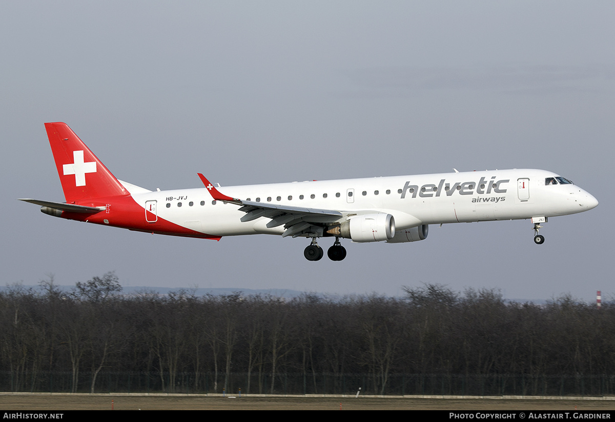 Aircraft Photo of HB-JVJ | Embraer 195AR (ERJ-190-200IGW) | Helvetic Airways | AirHistory.net #805769