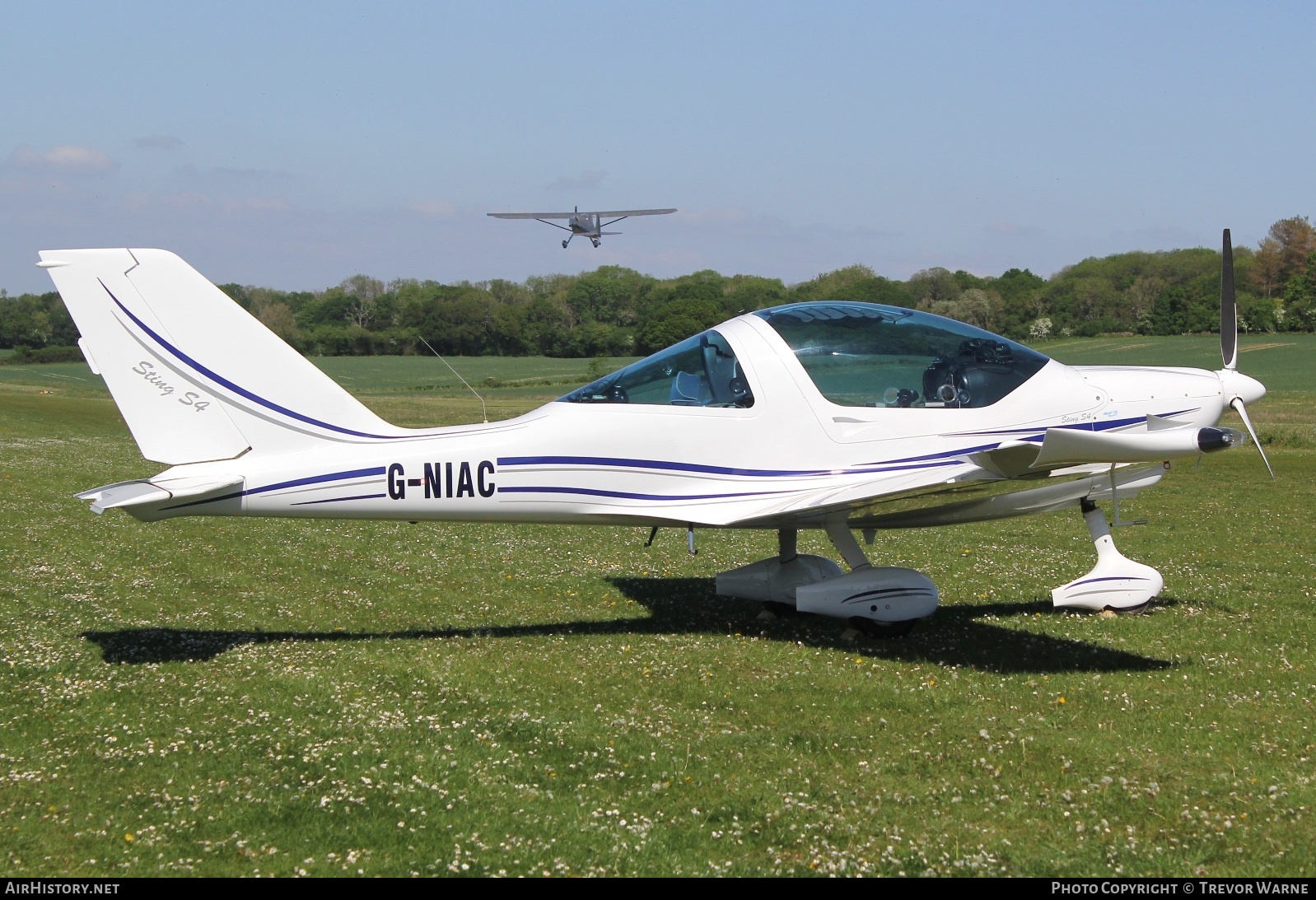 Aircraft Photo of G-NIAC | TL-Ultralight TL-2000 Sting S4 | AirHistory.net #805838