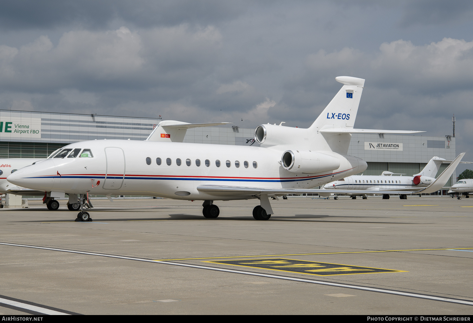 Aircraft Photo of LX-EOS | Dassault Falcon 900LX | AirHistory.net #805890