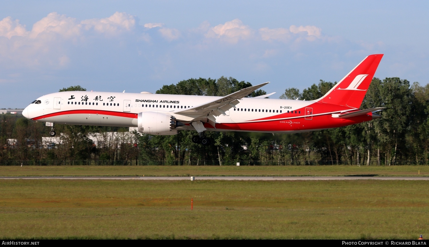 Aircraft Photo of B-20EV | Boeing 787-9 Dreamliner | Shanghai Airlines | AirHistory.net #805924