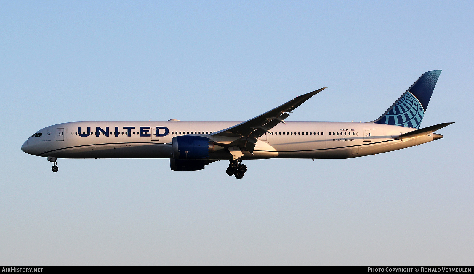 Aircraft Photo of N12020 | Boeing 787-10 Dreamliner | United Airlines | AirHistory.net #805967